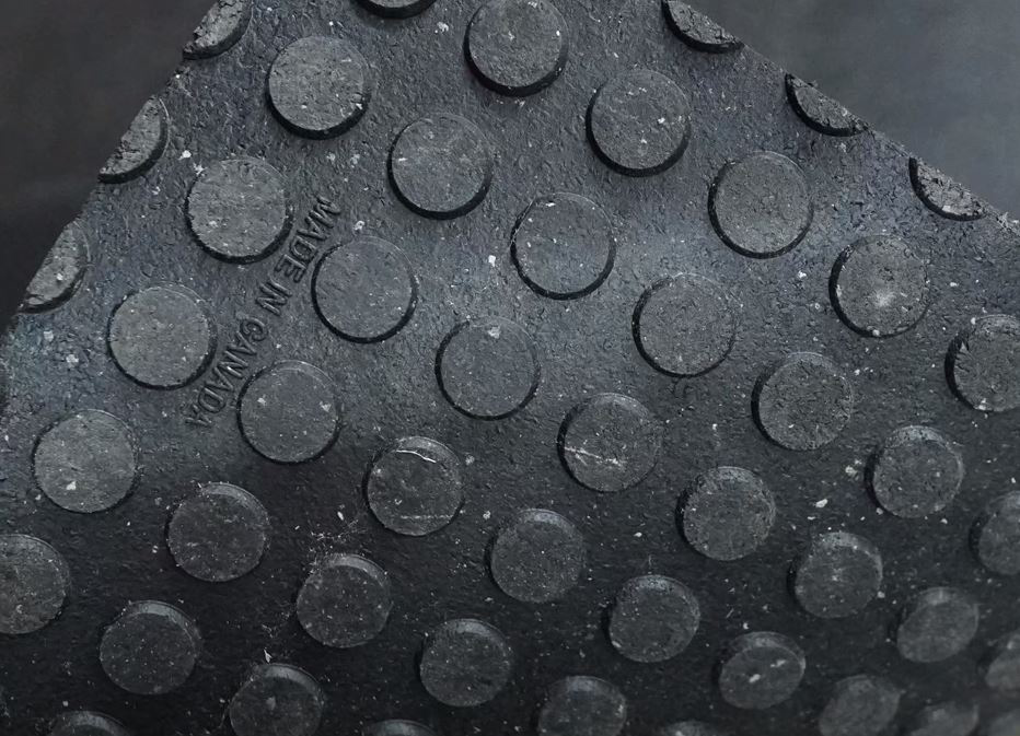 Rubber Stall Mats in Toronto, Ontario